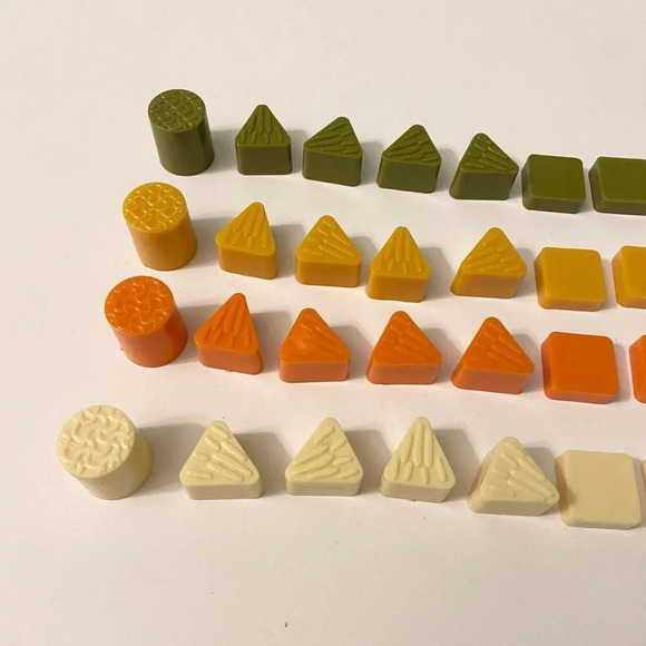 Vintage 1975 Sly Board Game Bilingual Fireside Game From Amway  Complete - Picture 9 of 10